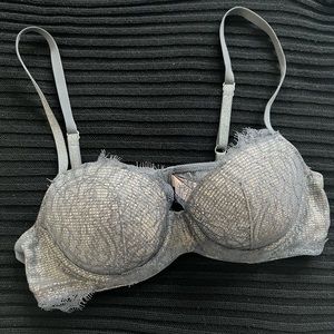 Victoria’s Secret 34B glitter silver bra